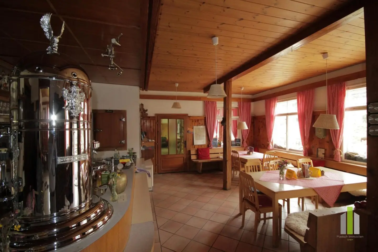 Ferienwohnung in Alleinlage mit Dachsteinblick