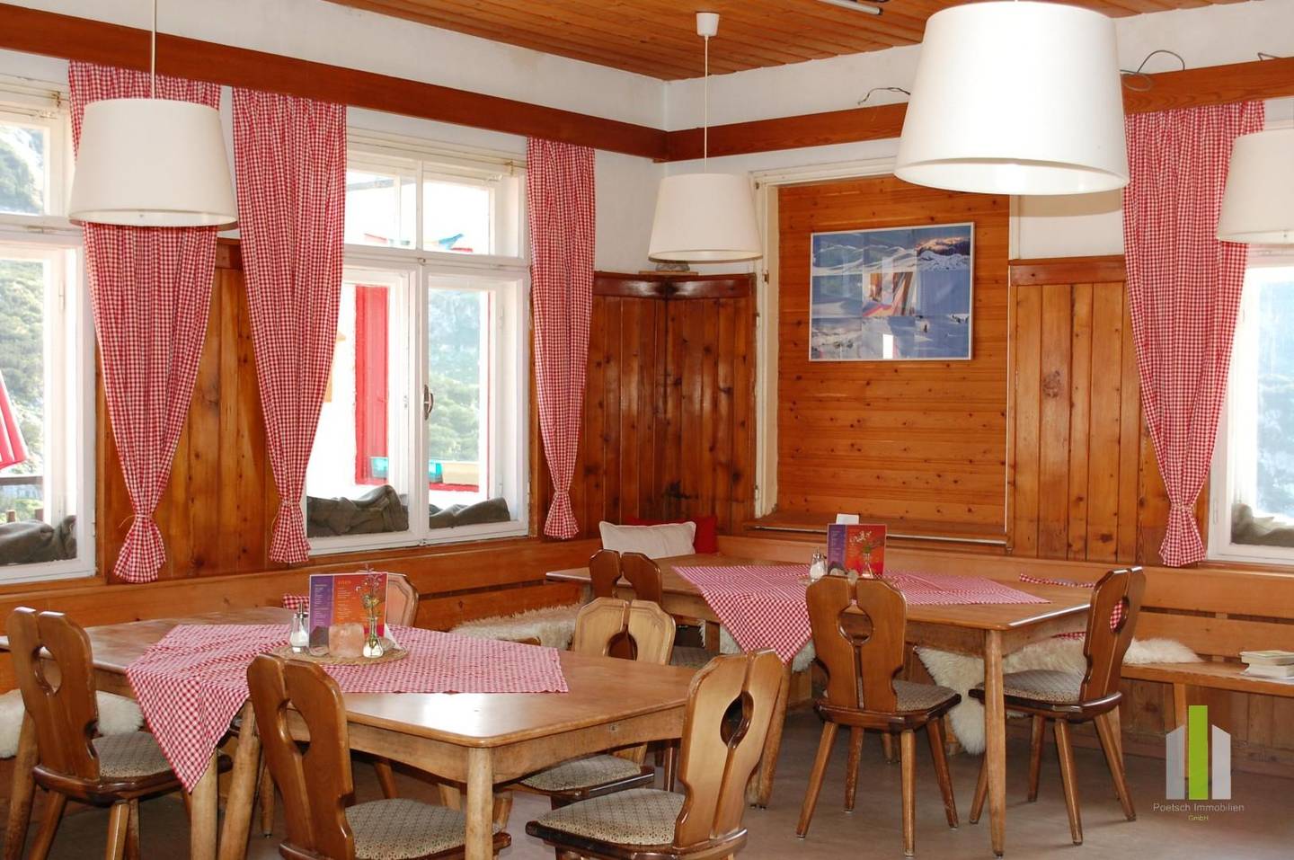 Berghütte/Alm in Alleinlage mit Blick auf das Dachsteinmassiv