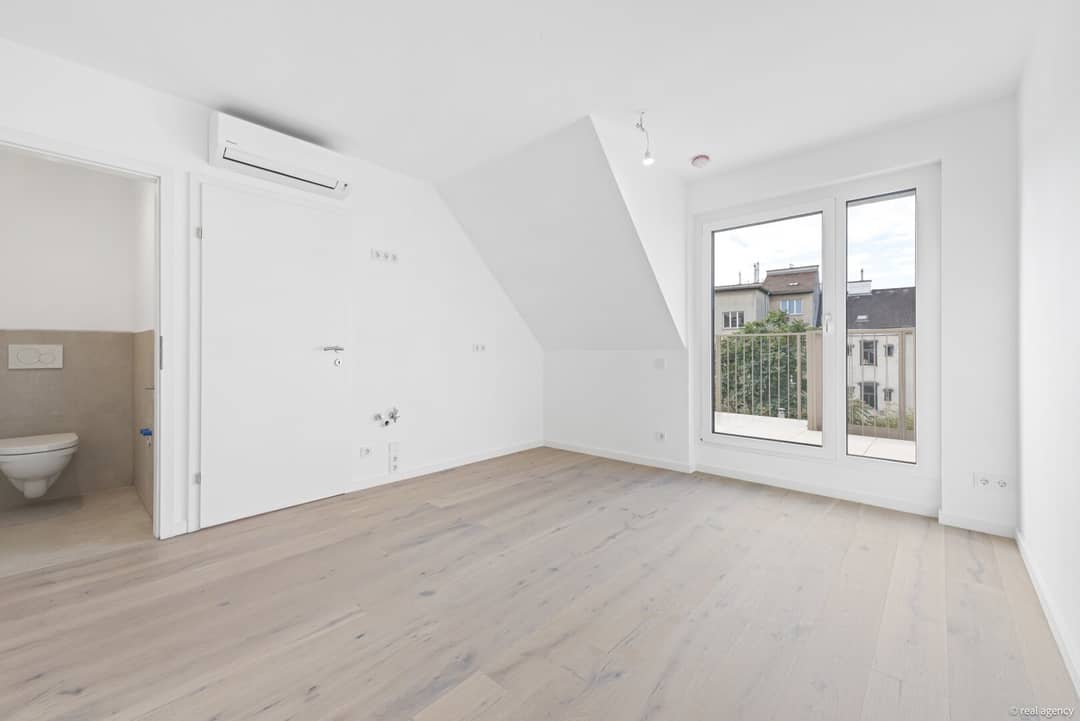 Dachgeschosswohnung Erstbezug mit Südterrasse