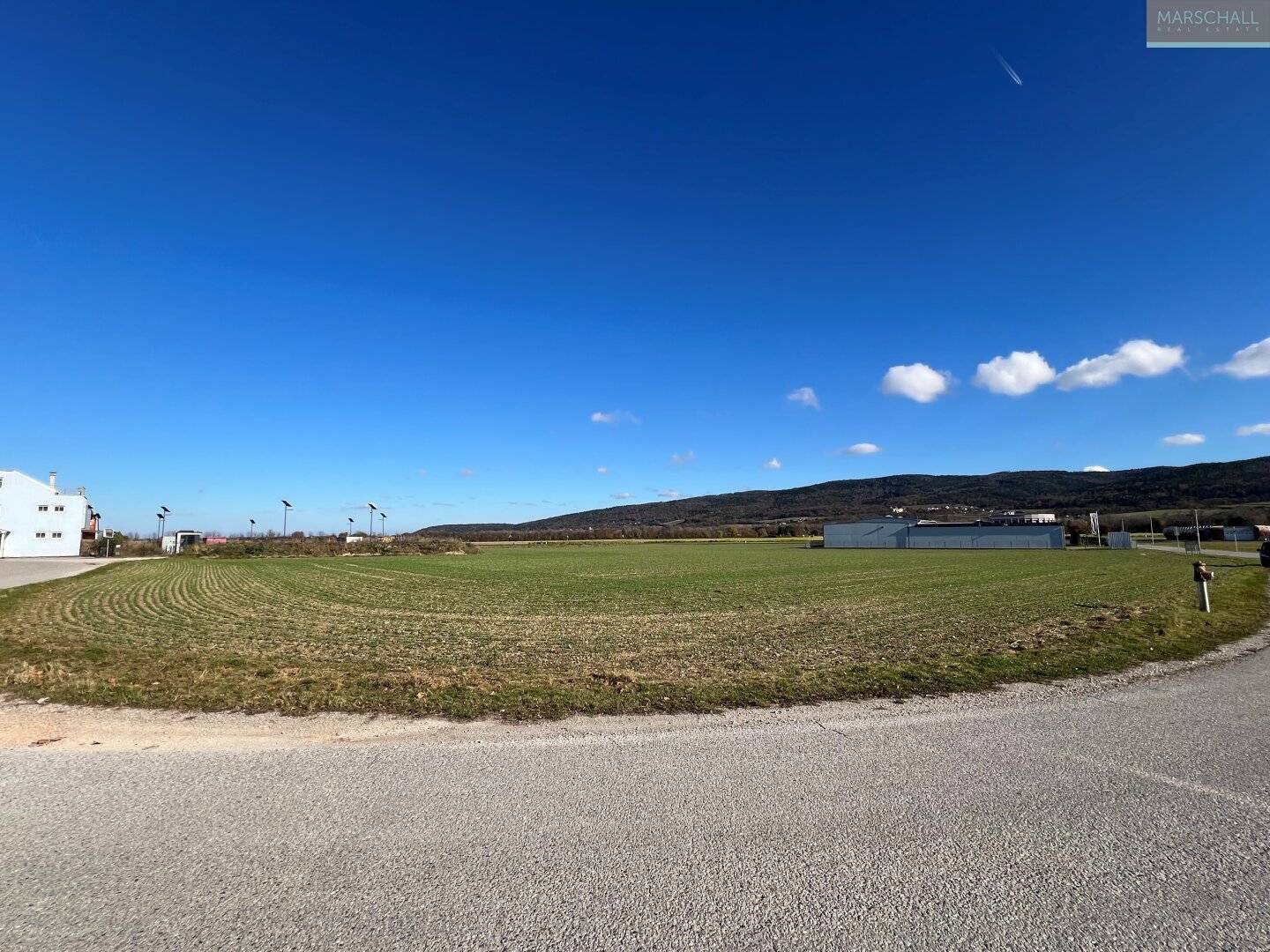 Gewerbegrundstück, 10.000 m², unerschlossen nahe S4/A2 Lanzenkirchen