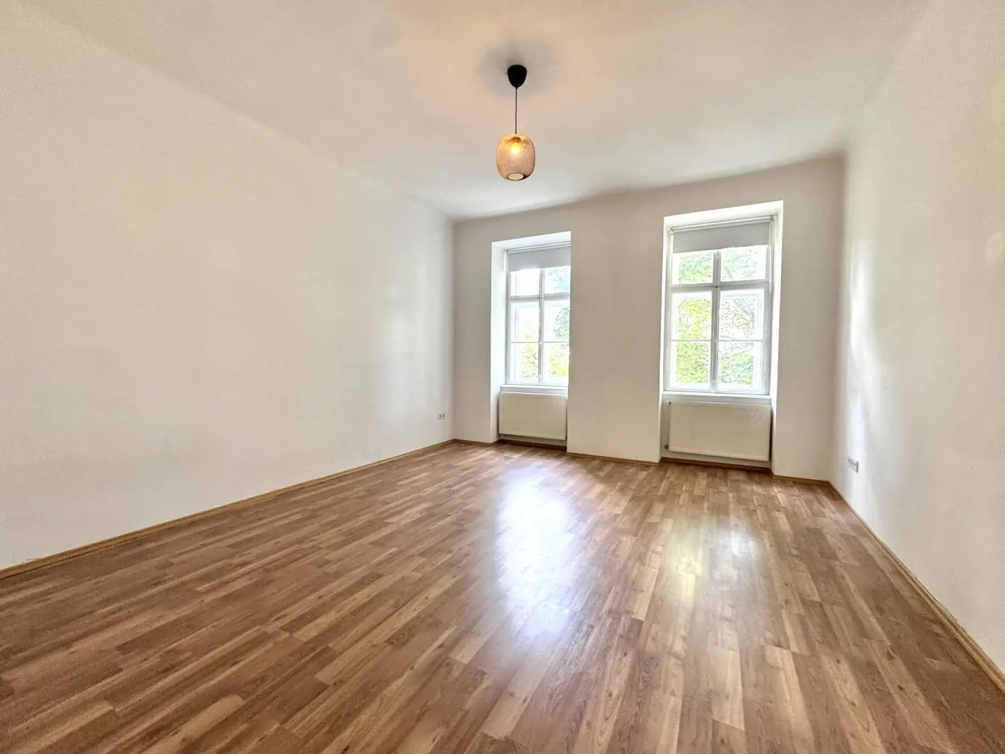 City apartment near U3 Schlachthausgasse - Charming old building in quiet location