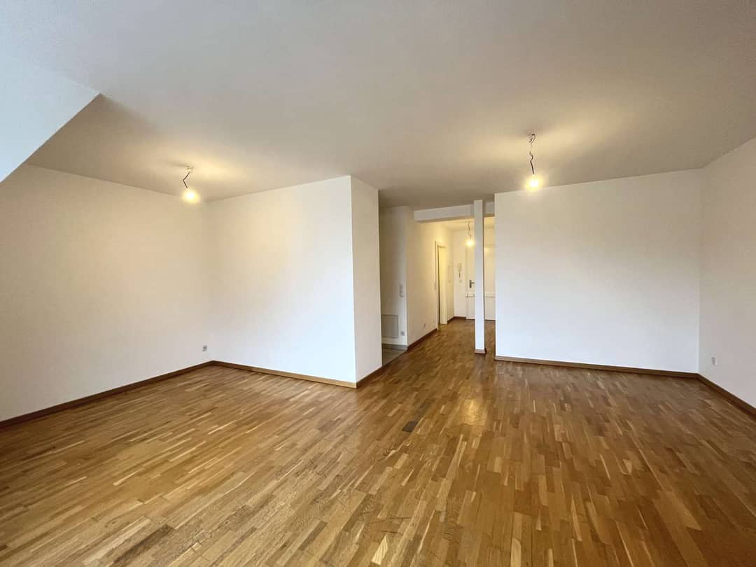 Dachgeschosswohnung hell nahe Donaukanal und Prater