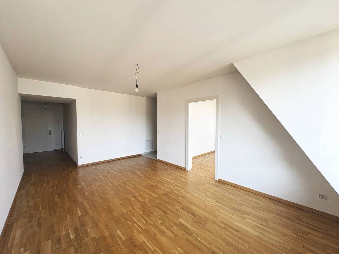 Dachgeschosswohnung nahe Donaukanal und Prater