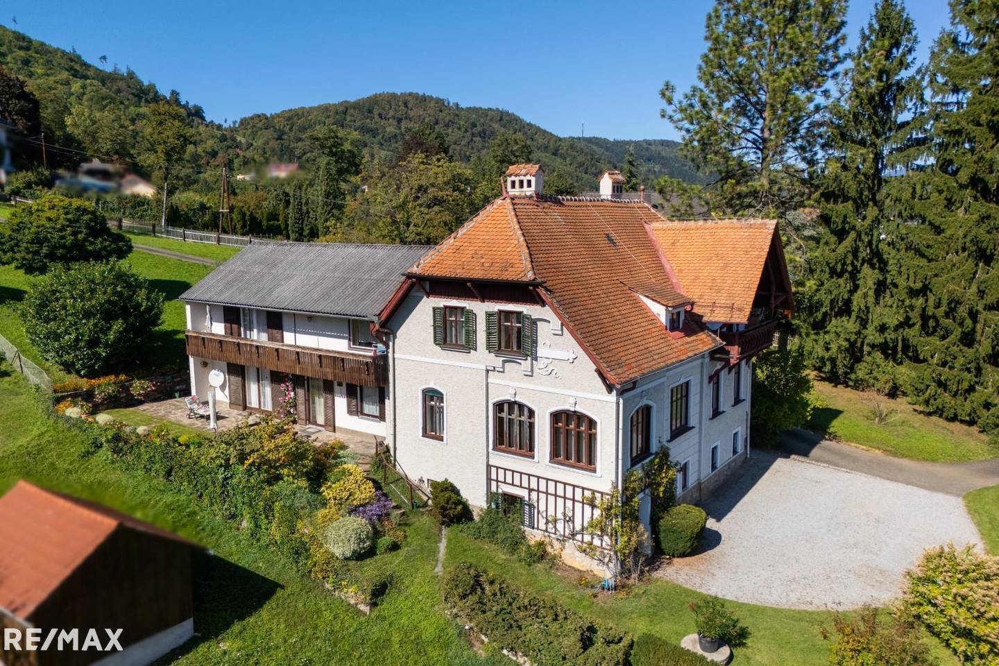Stilvolles Haus mit Geschichte, Ruhe und traumhafter Aussicht