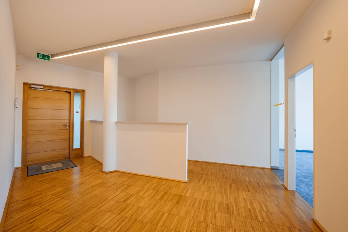 Apartment Maxglan Business Park near Center