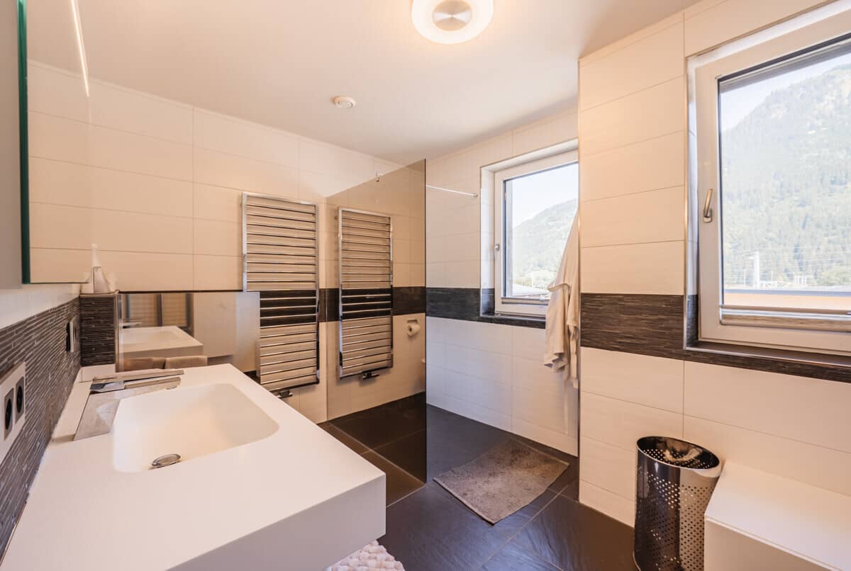 Apartment in Maishofen near Zeller See and ski areas