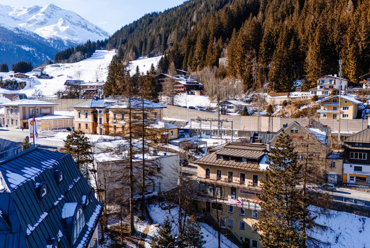 Wohnung nahe Felsentherme mit großem Balkon