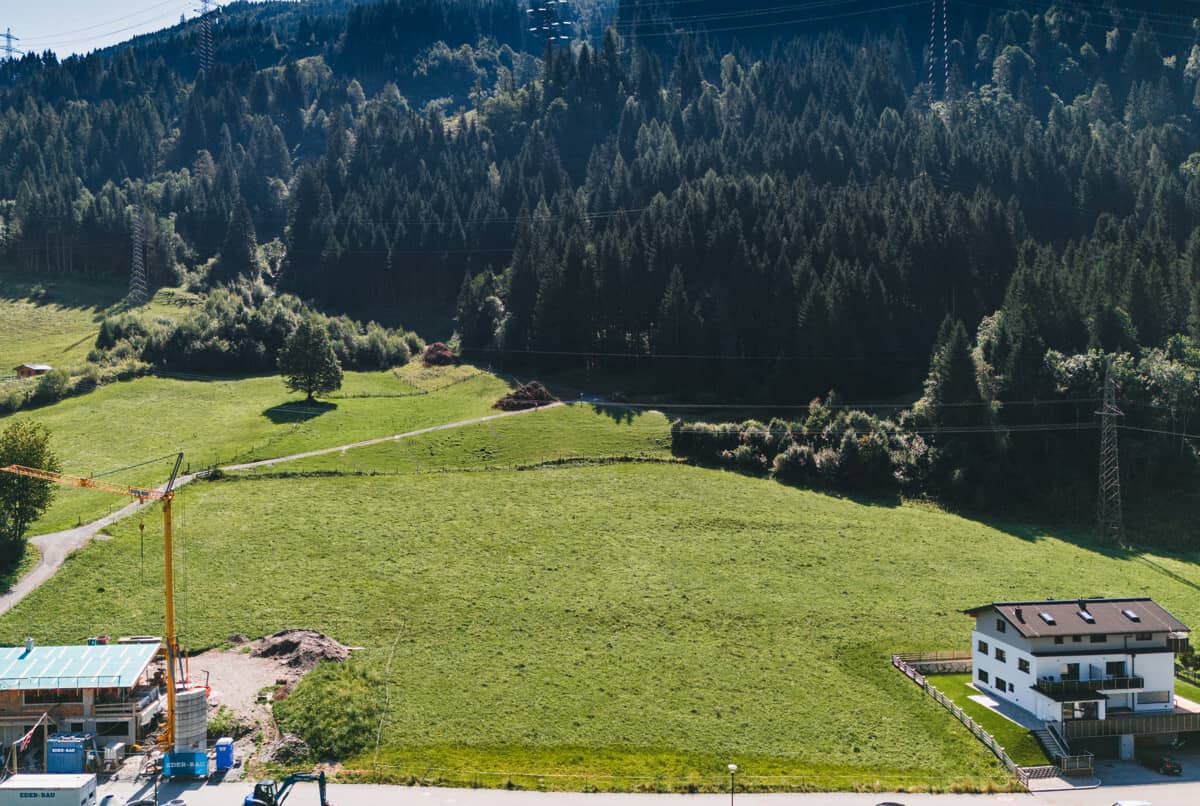 Sonniges Baugrundstück (A) – zentrumsnah und ruhig