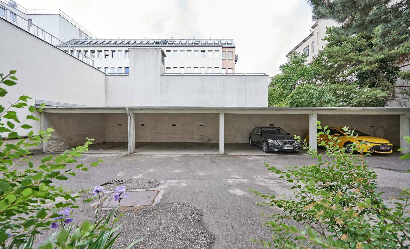 Überdachter Stellplatz im Innenhof in Wien 1030, 25.000 EUR Kaufpreis