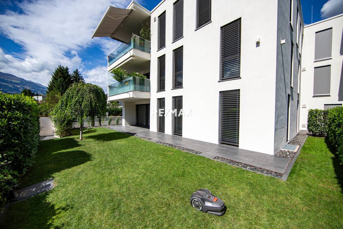 Holiday apartment with garden and terrace in Tyrol