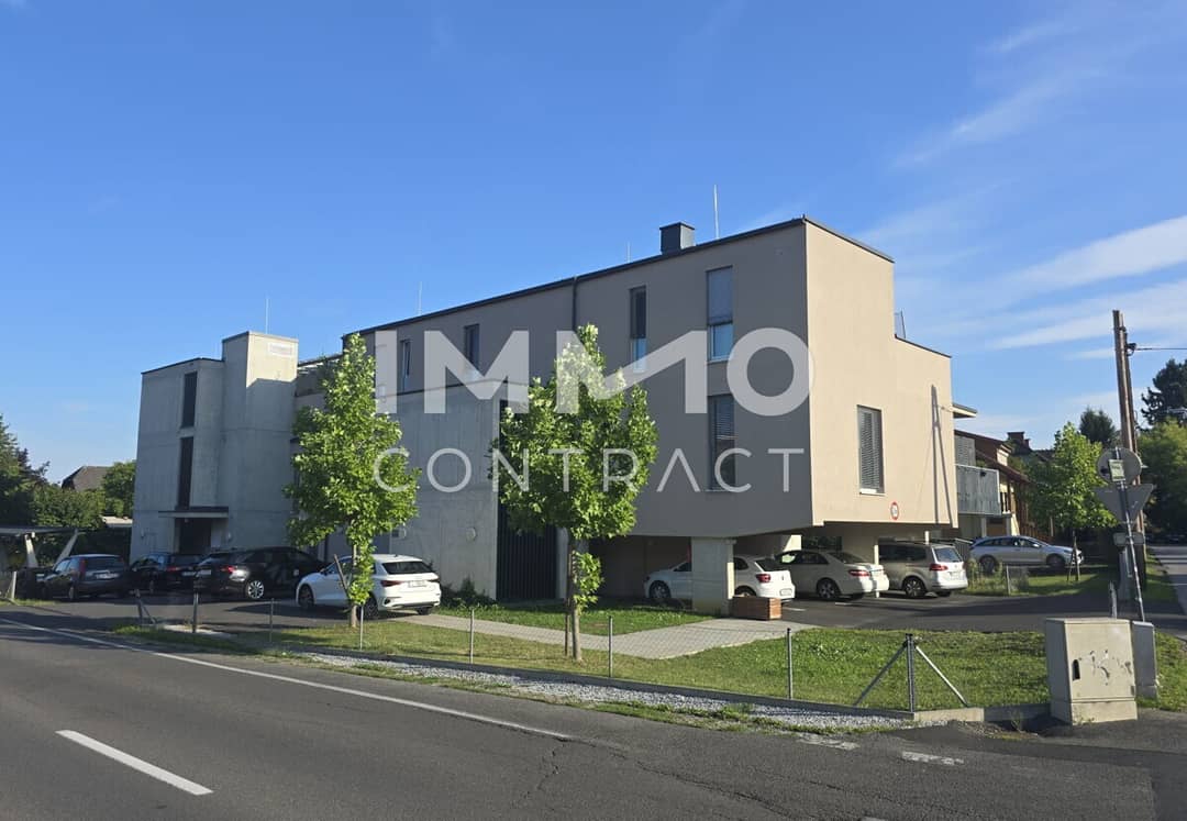 Newly built apartment with terrace and garden