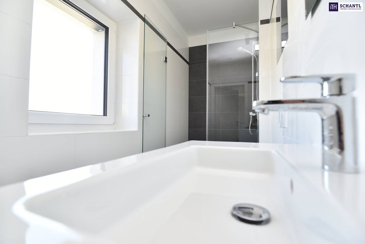 Modern living feel with 30 m² terrace and dreamy vineyard view – fully furnished and ready to move in! 3D tour available!