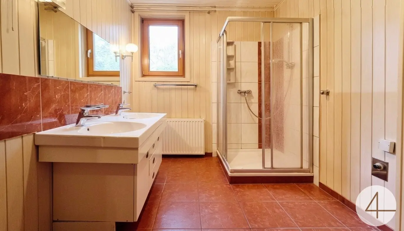 200 m to U6 · charming 4-room period apartment with loggia · elevator · sunset loggia with west orientation · your project 2026