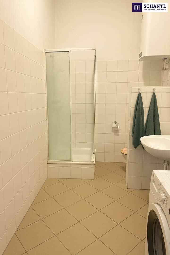 Long term rented old building apartment