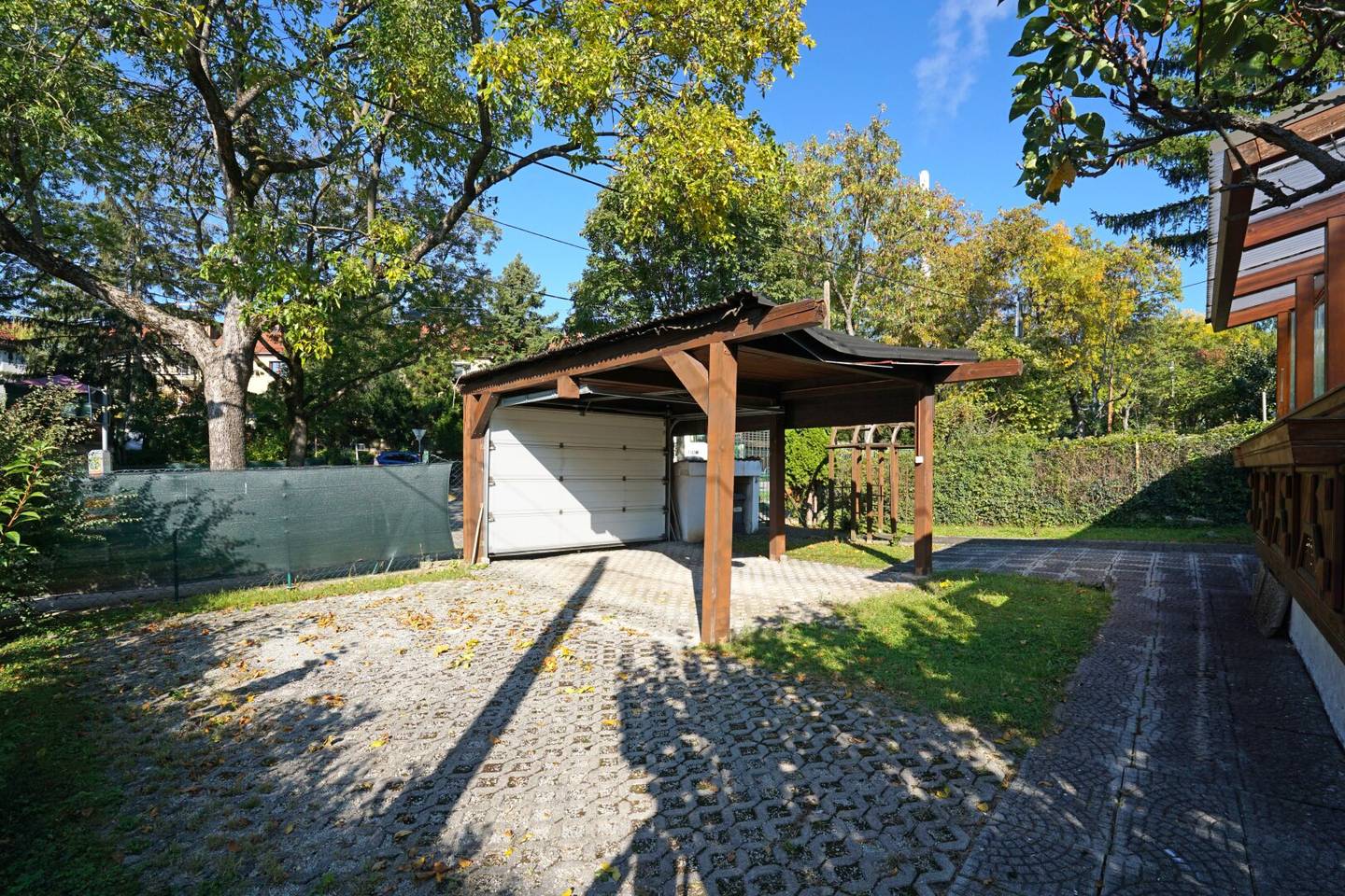 Well-kept single-family house located between Hanusch Hospital and Flötzersteig