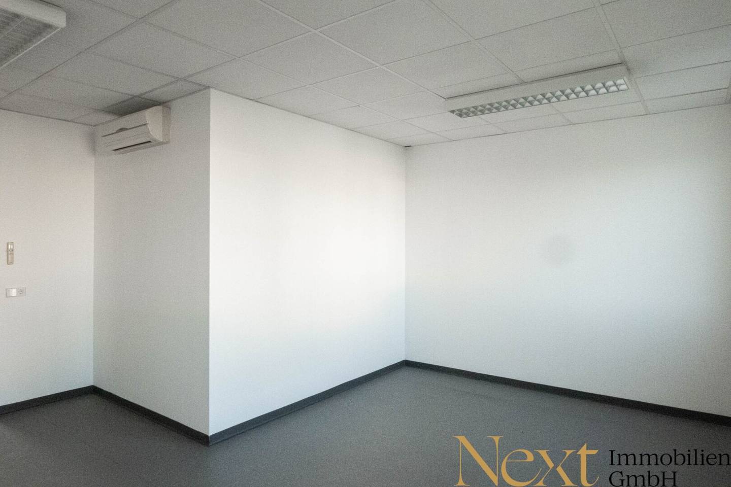 Air-conditioned office space with parking spaces and ideal transport connections in WDZ 2 in Wels for rent
