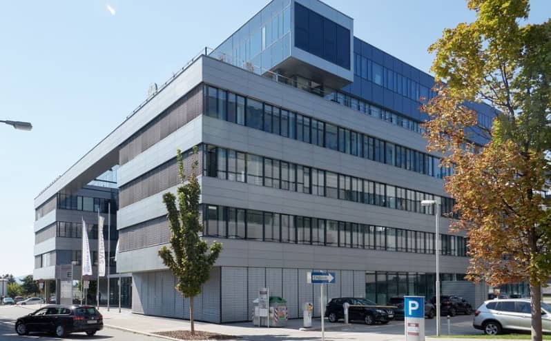 Moderne Büroflächen im EURO PLAZA zu mieten - 1120 Wien