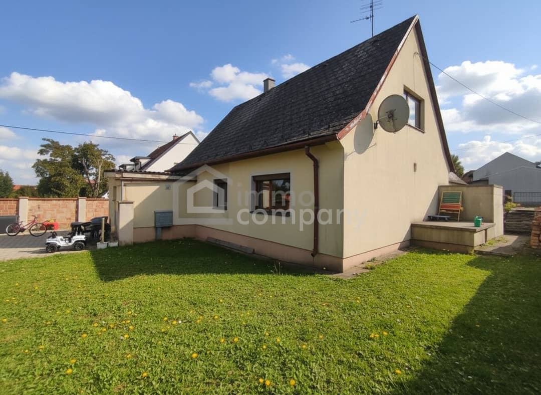Charmantes Einfamilienhaus in Rust – Sanierungsbedarf, 75 m² Fläche