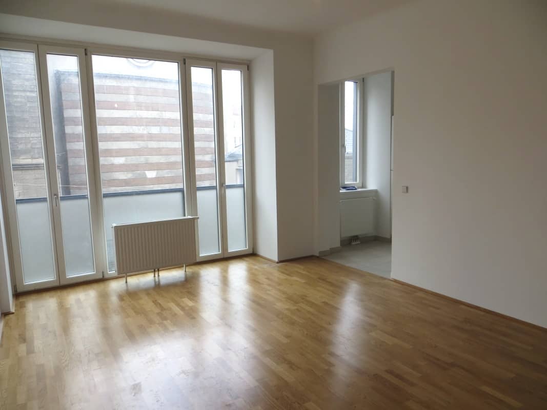 Altbauwohnung mit Aufzug unbefristet vermietet