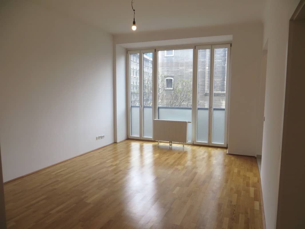 Altbauwohnung mit Aufzug unbefristet vermietet