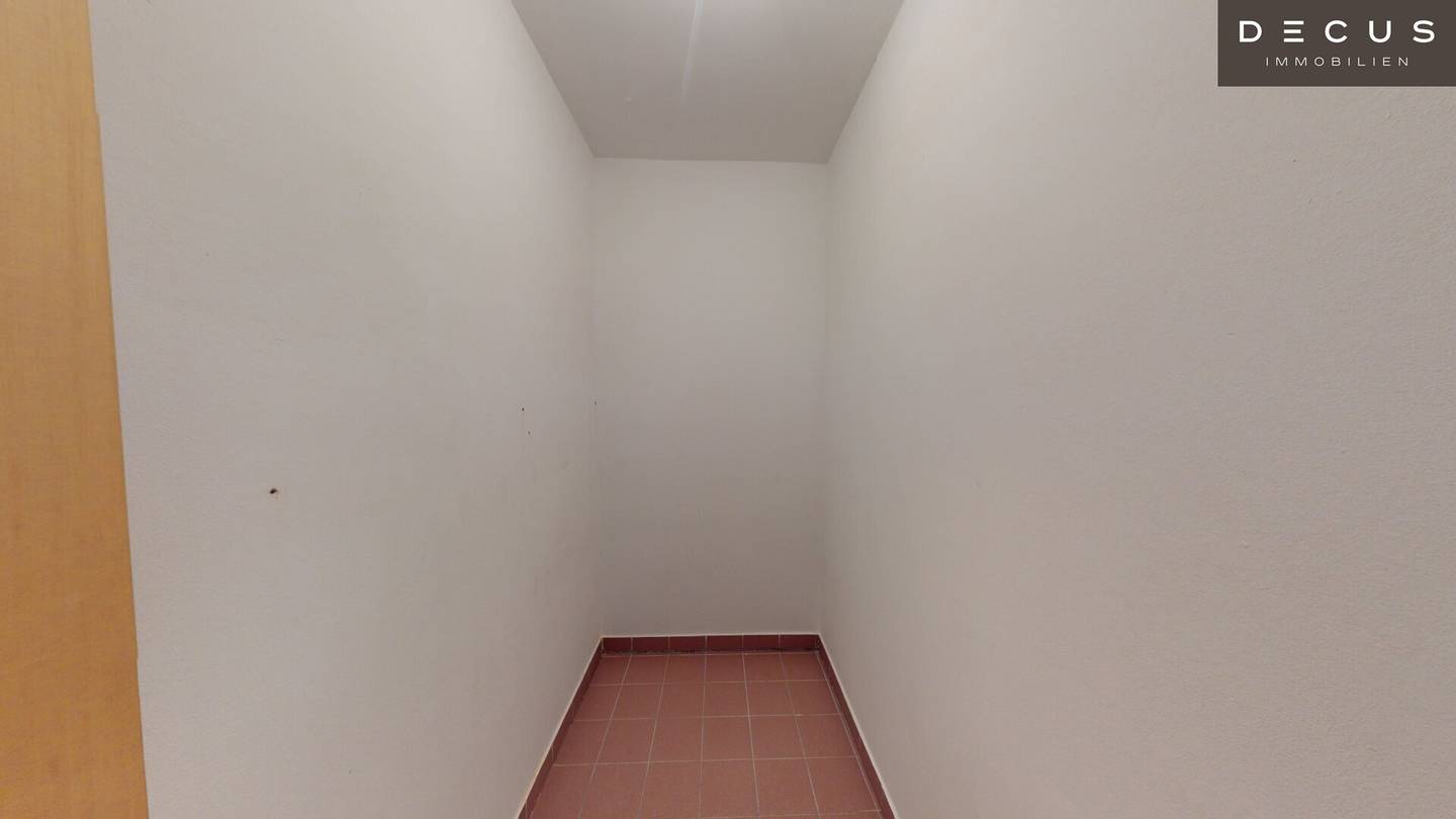 Apartment with fitted kitchen and elevator near Traisenpark