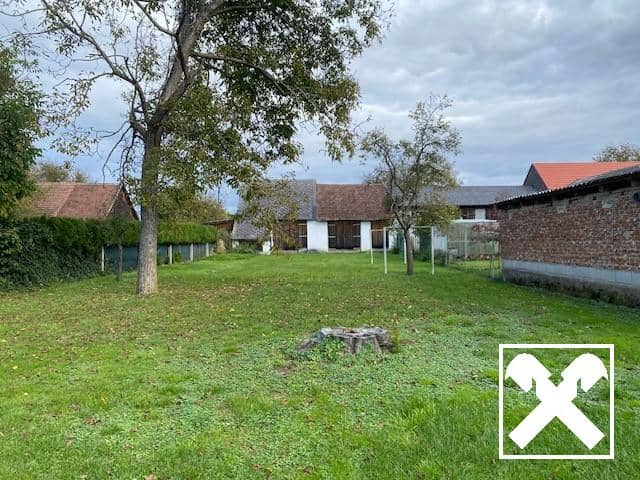 Streckhof in Moschendorf - 110 m² Wohnfläche, 4 Zimmer, Garage