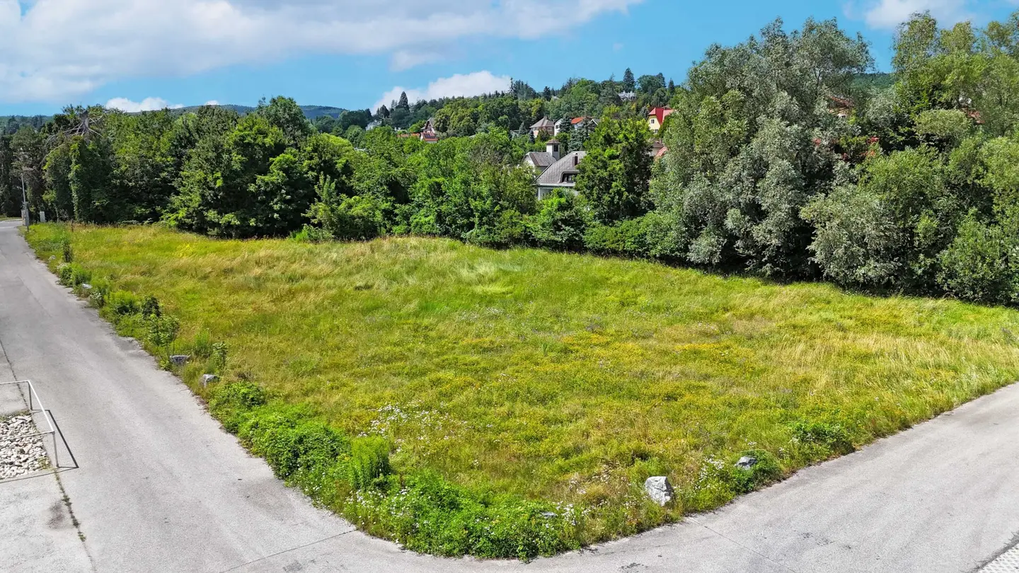 Commercial building plot in the town centre Pressbaum/Tullnerbach