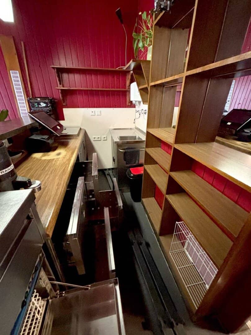 Commercial Space with Bar in Vienna 14.