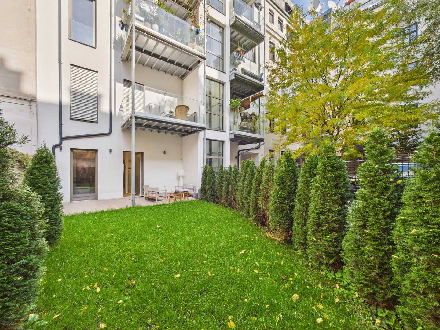 Ground floor apartment with garden and terrace