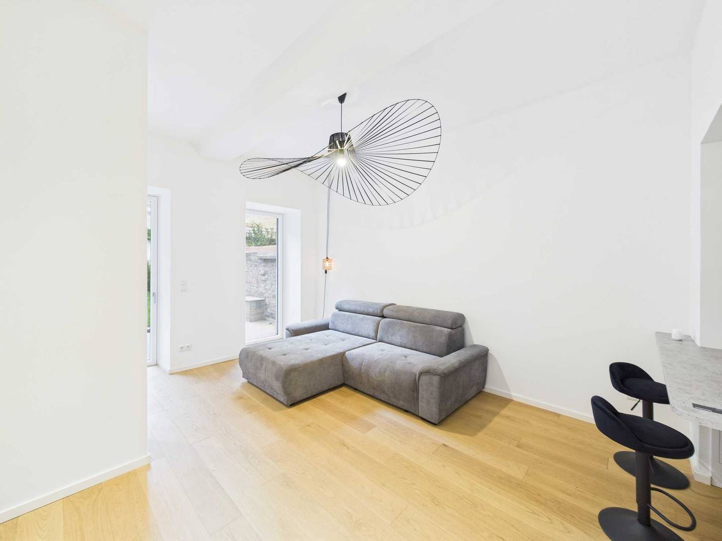 Ground floor apartment with garden and terrace