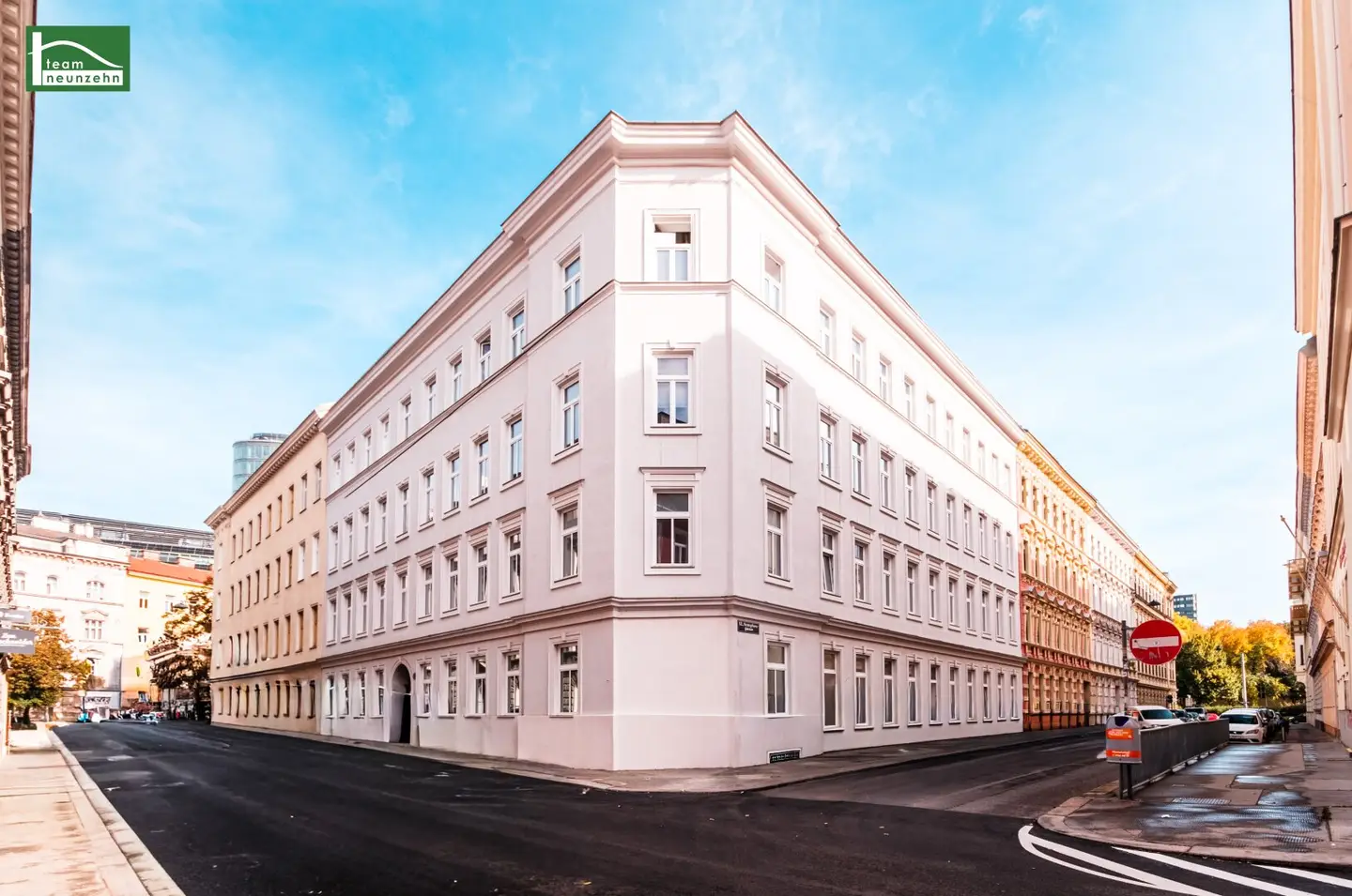 Historic building charm in a quiet location near U4 Meidling Hauptstraße, U6 and Theresienbad