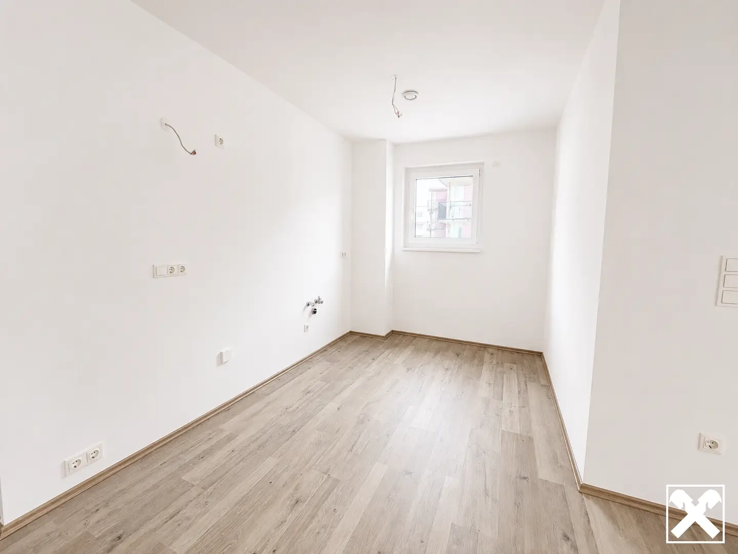 Subsidized apartment with balcony and underground parking
