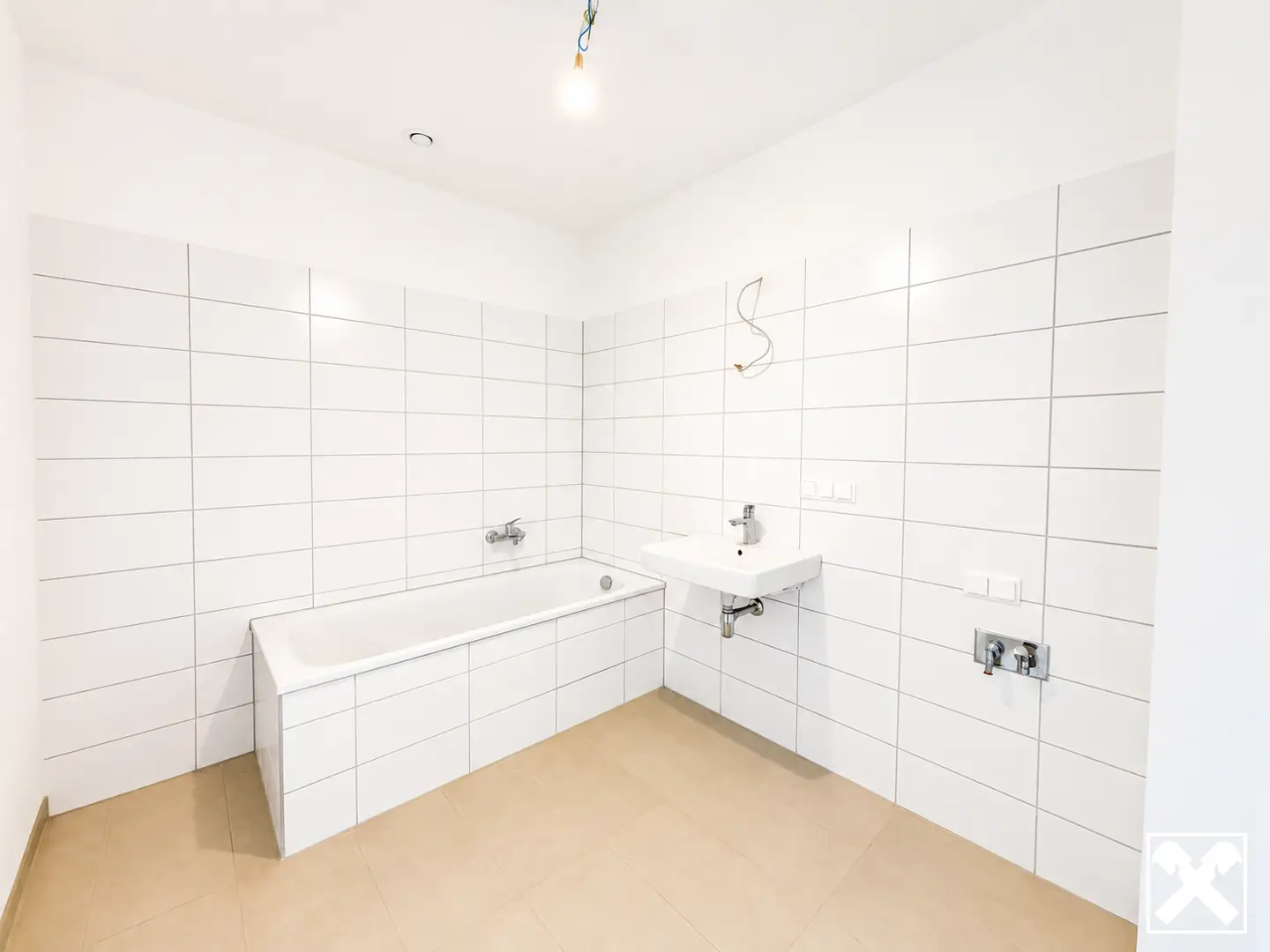 Newly built apartment with terrace and private garden