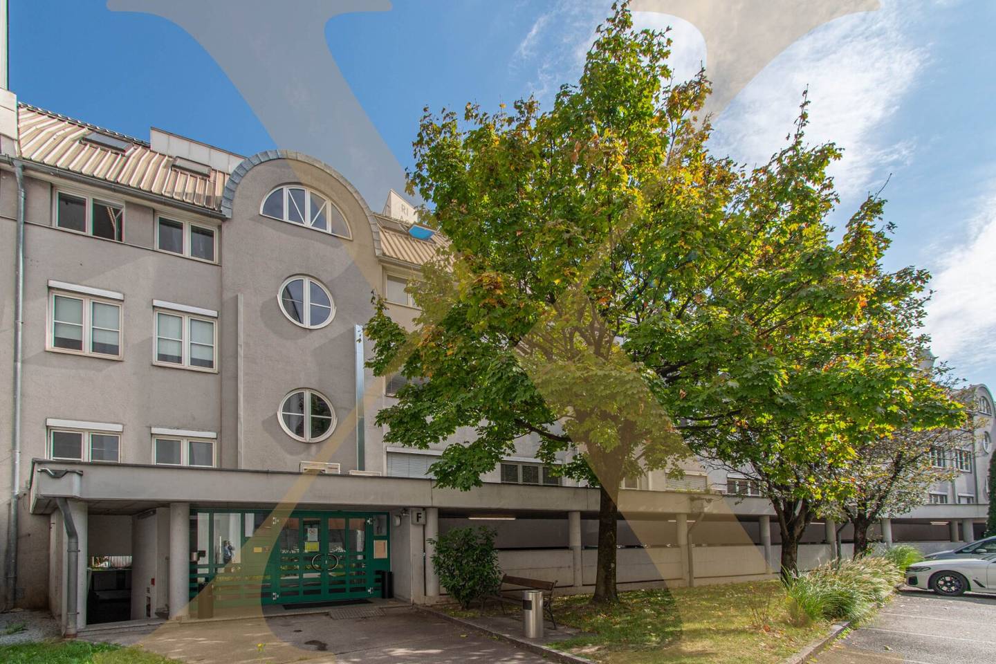 Modern office spaces with flexible rental terms in the Technology Center Linz