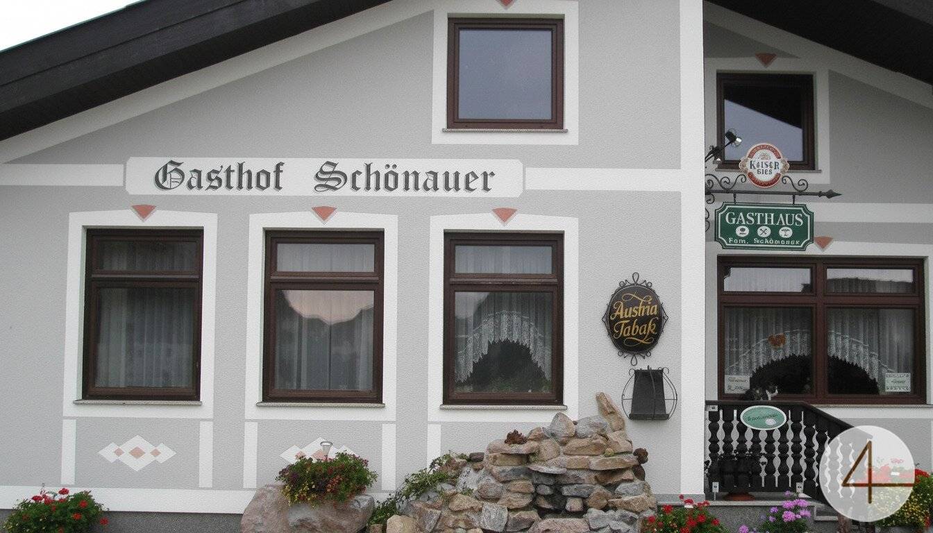 Gastronomie mit 2 Wohnungen in Artstetten bei Melk – großes Anwesen