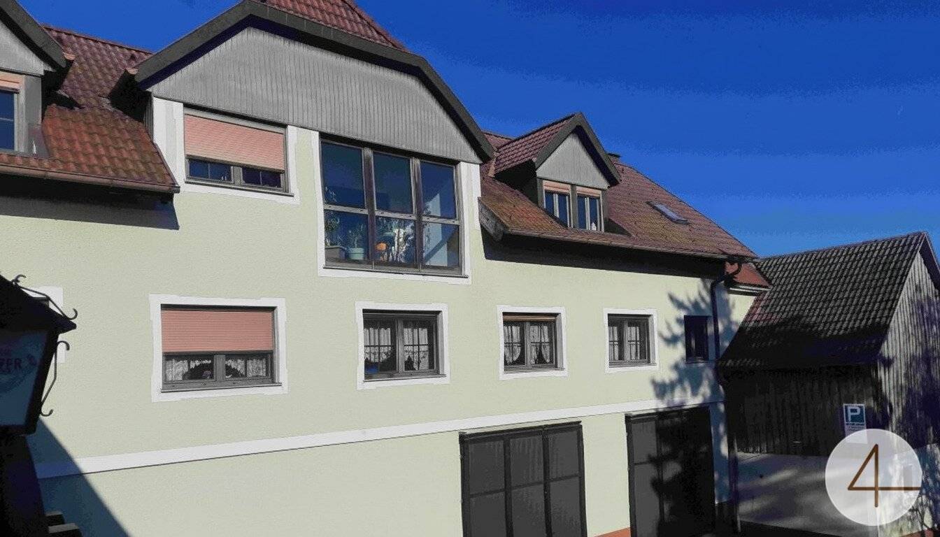 Gastronomie mit 2 Wohnungen in Artstetten bei Melk – großes Anwesen