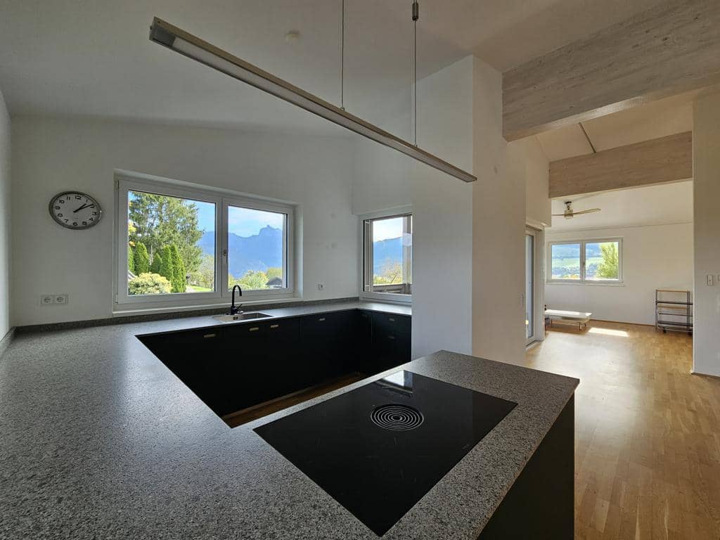 Dachgeschosswohnung Bergblick Loggia ruhige Lage