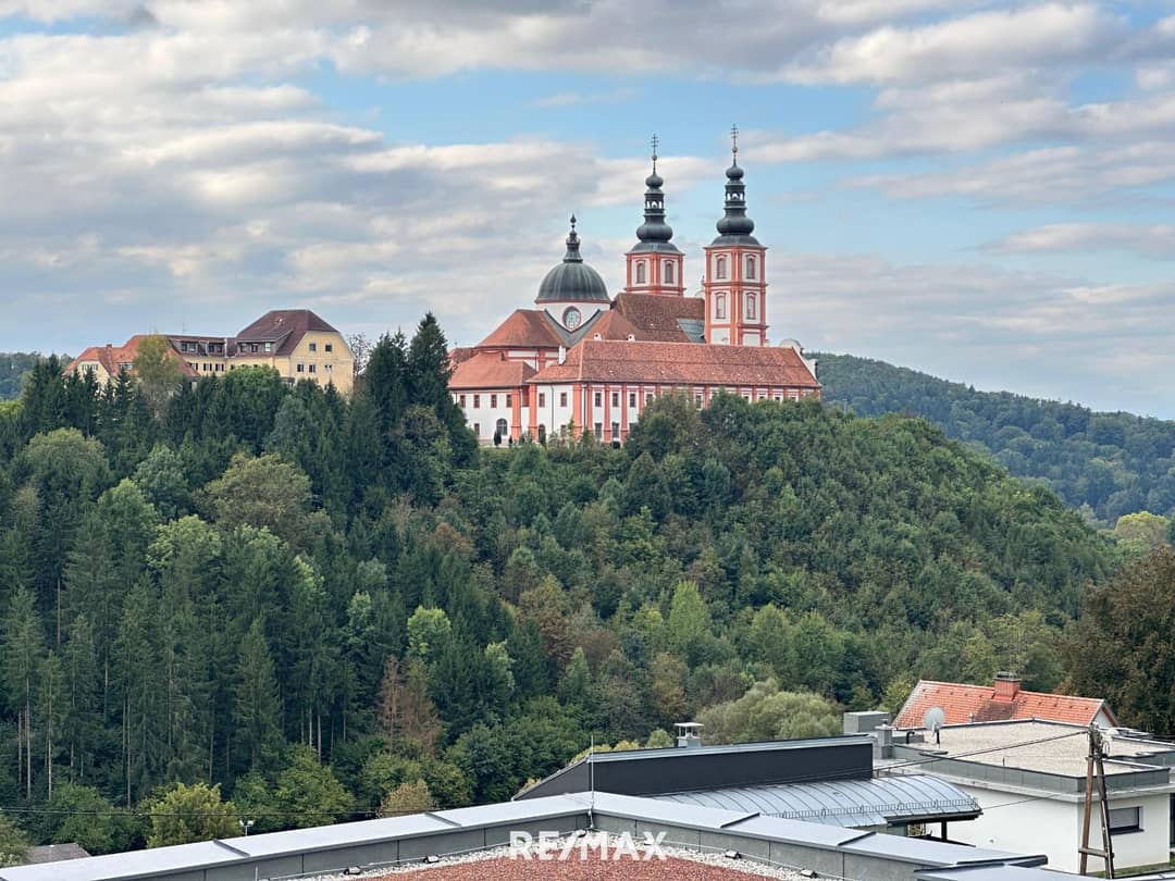 Penthouse Blick Basilika Maria Trost Terrasse