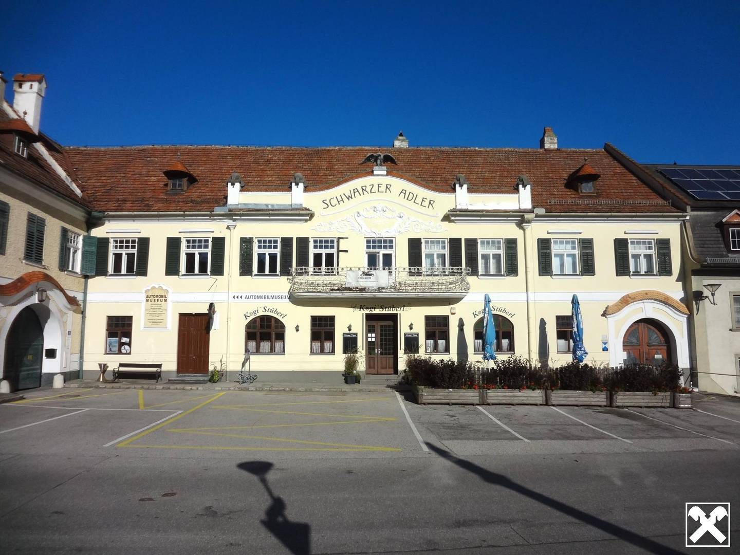 KLEINES GEMÜTLICHES GASTHAUS, HEURIGENSTÜBERL MIT HISTORISCHEM FLAIR!
