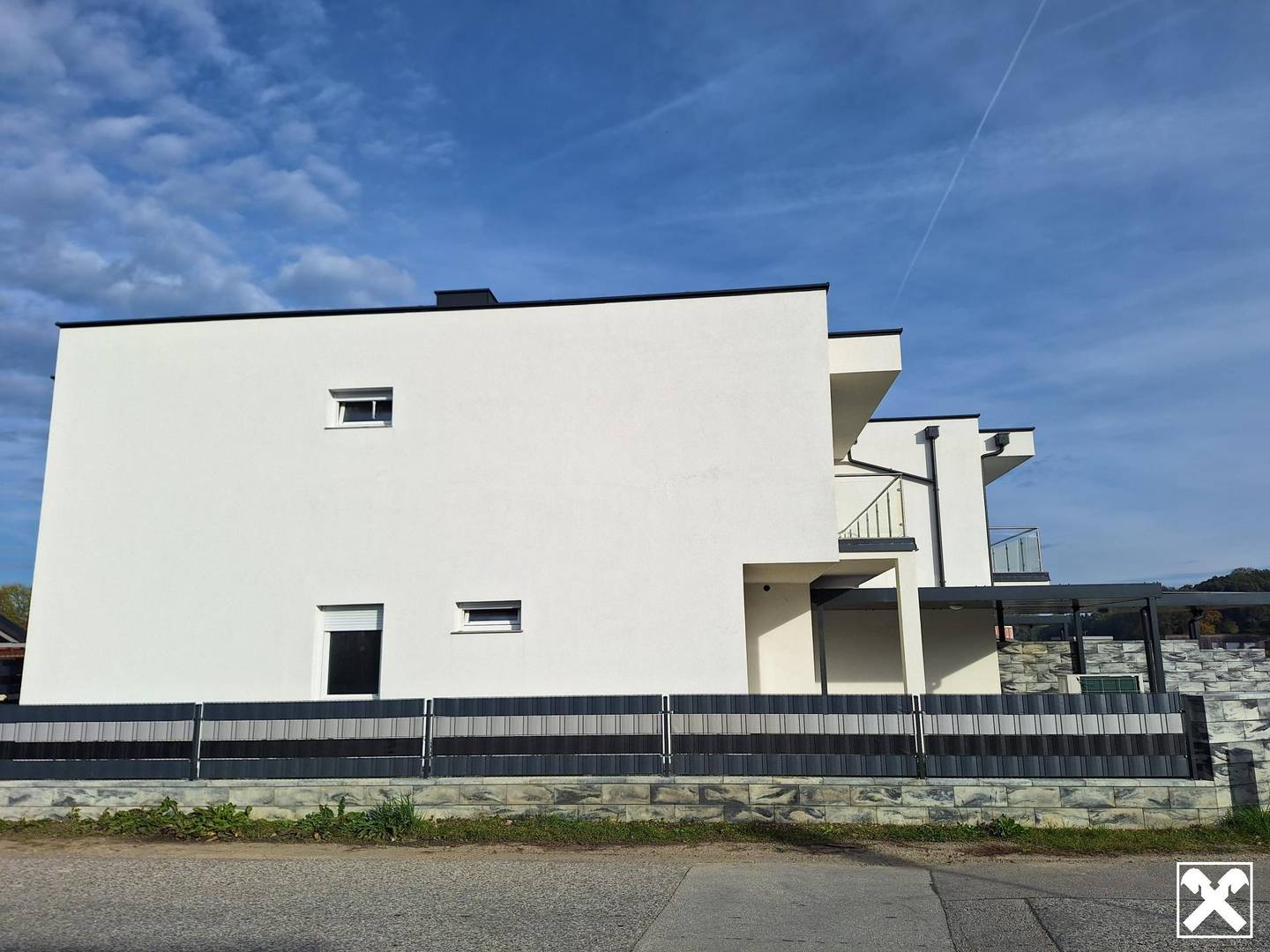 Moderne Reihenhäuser in Rennersdorf mit großzügigem Garten & Carport