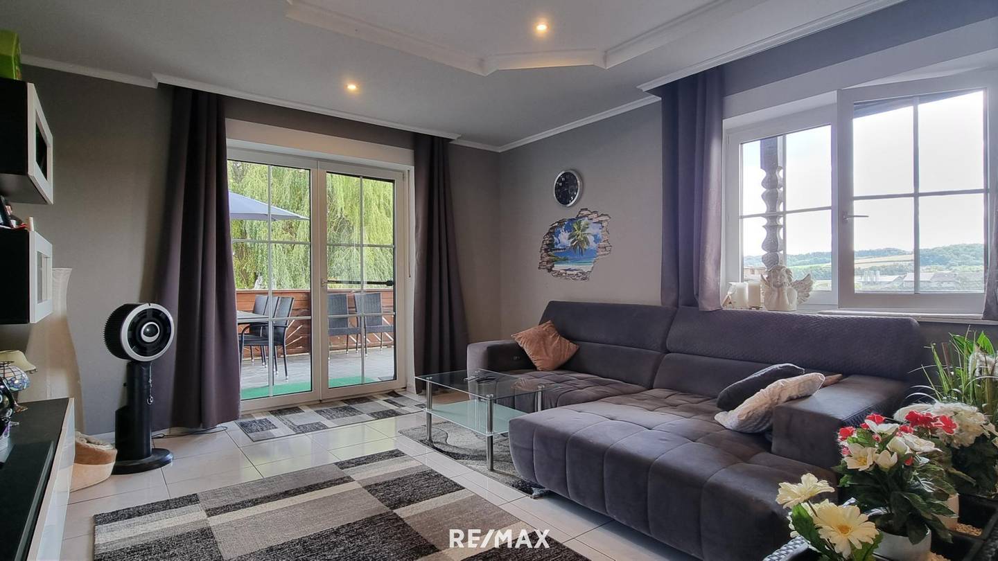 Einfamilienhaus in Eggendorf: 129 m² Wohnfläche, Terrasse & Pool