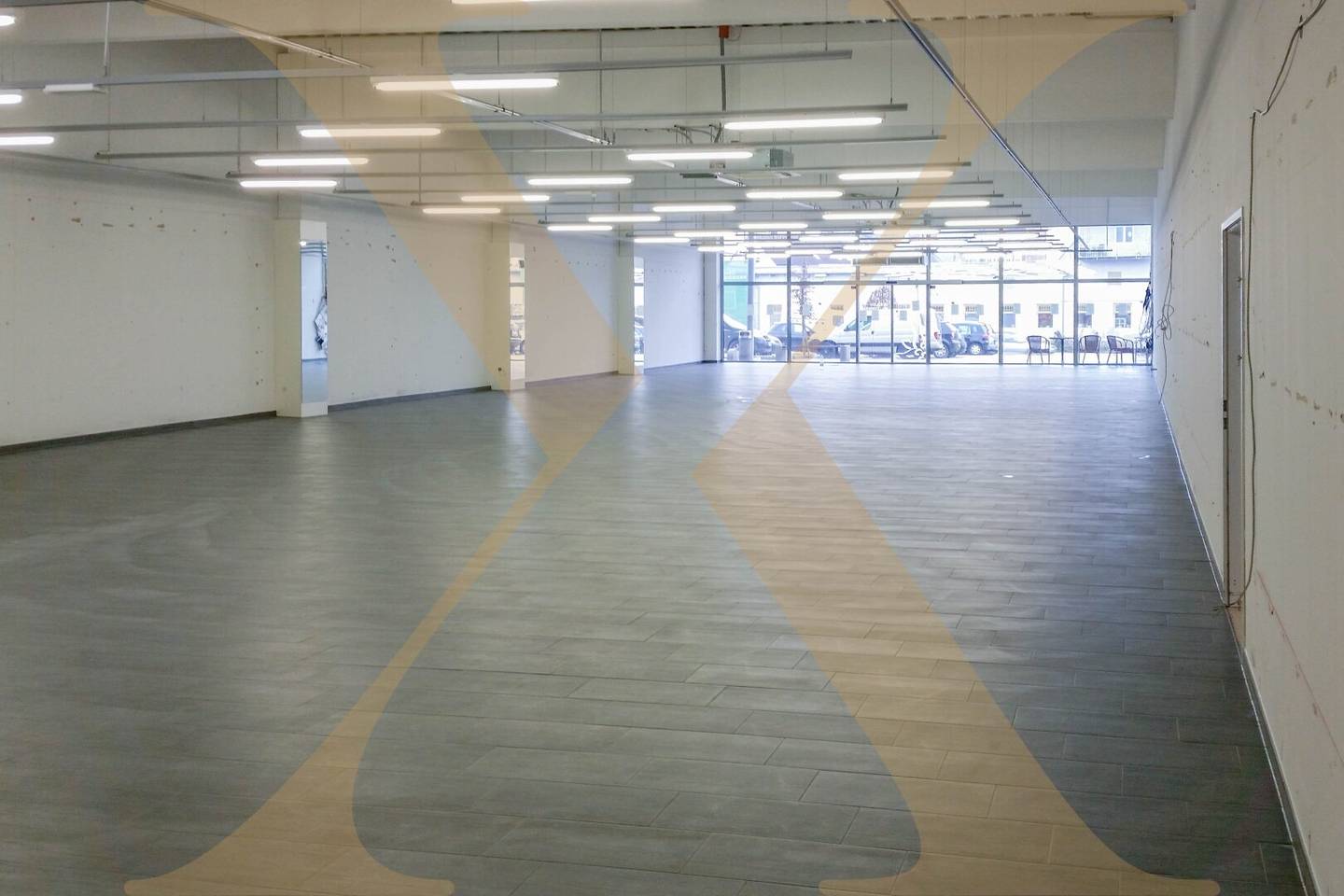 Representative commercial space with high foot traffic in Klagenfurt for rent