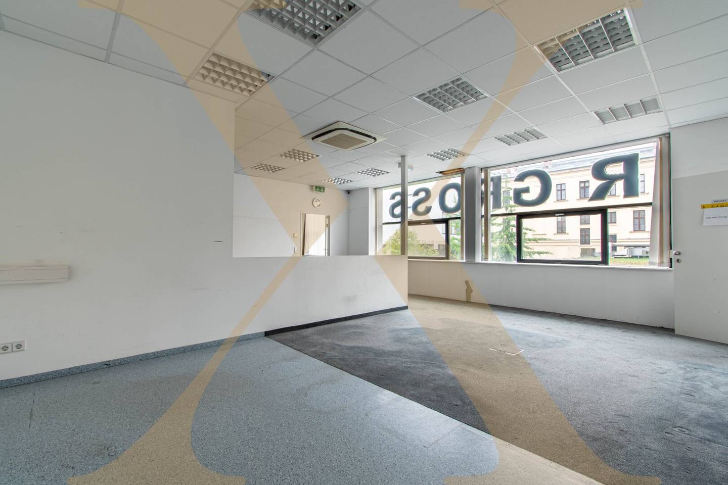 Büro an Linzer Landstraße zu vermieten!