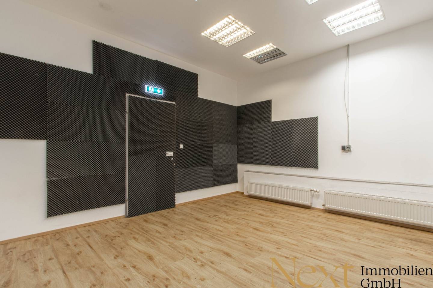 Spacious storage space in Linz city center for rent