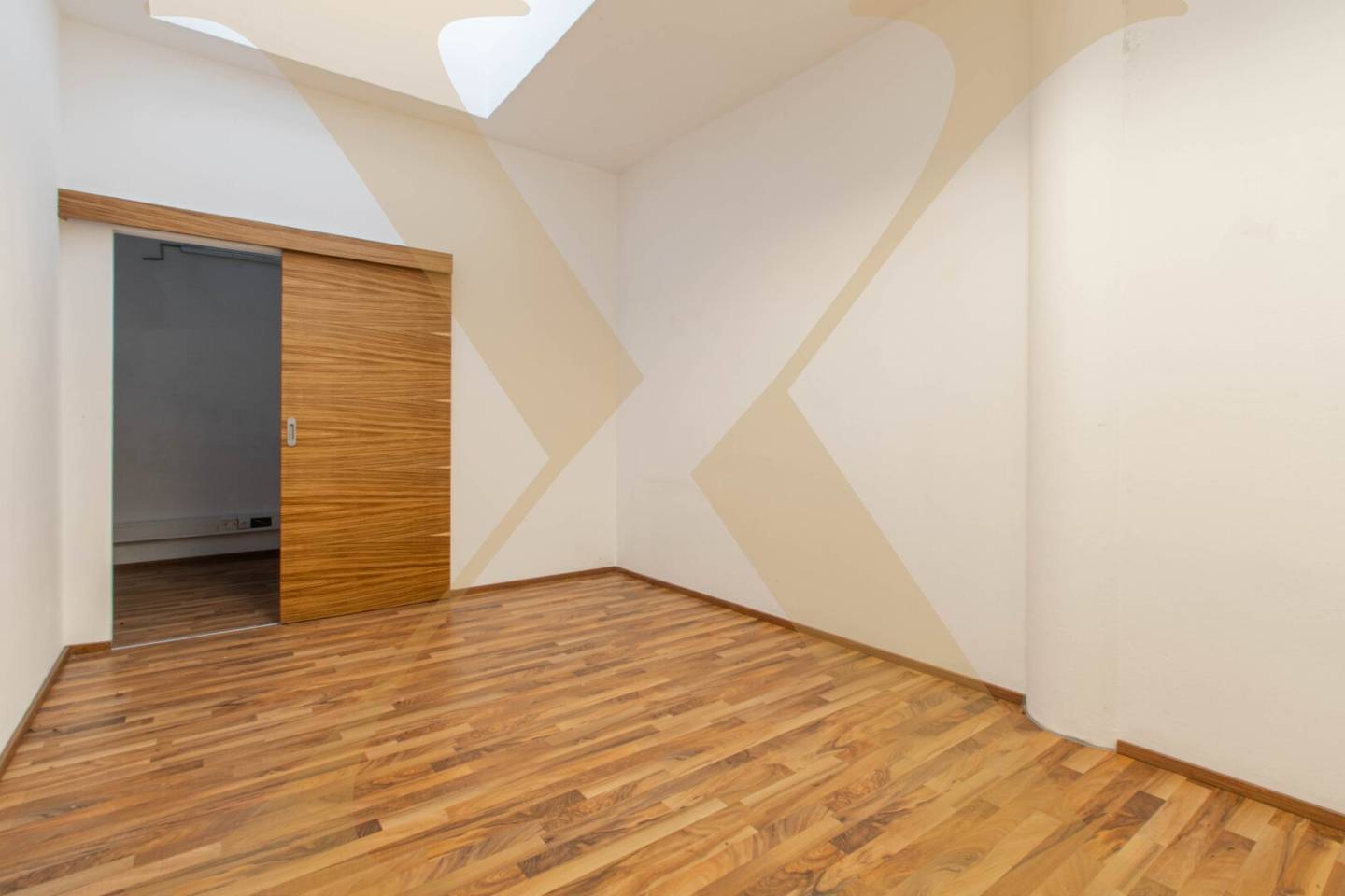 Spacious storage space in Linz city center for rent