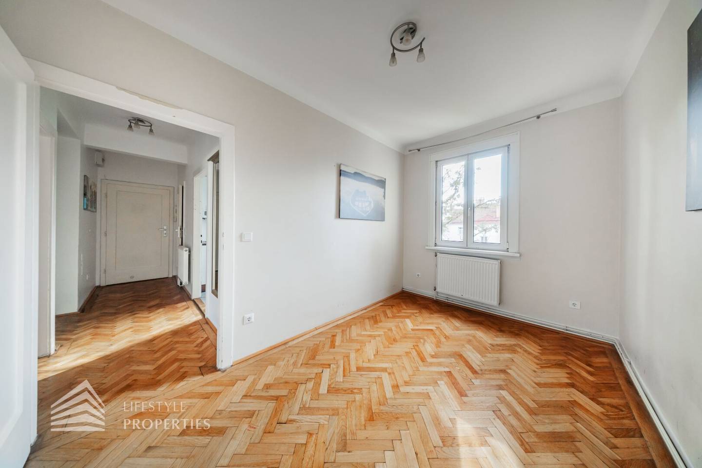 Old building apartment near Meiselmarkt and U3