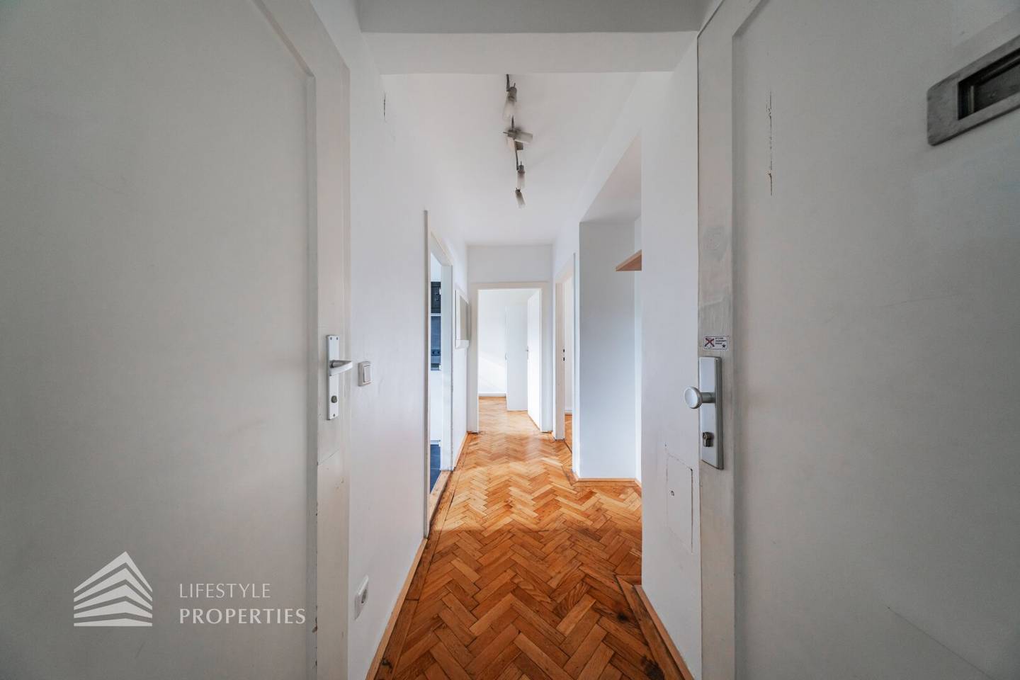 Apartment in old building near Meiselmarkt and U3