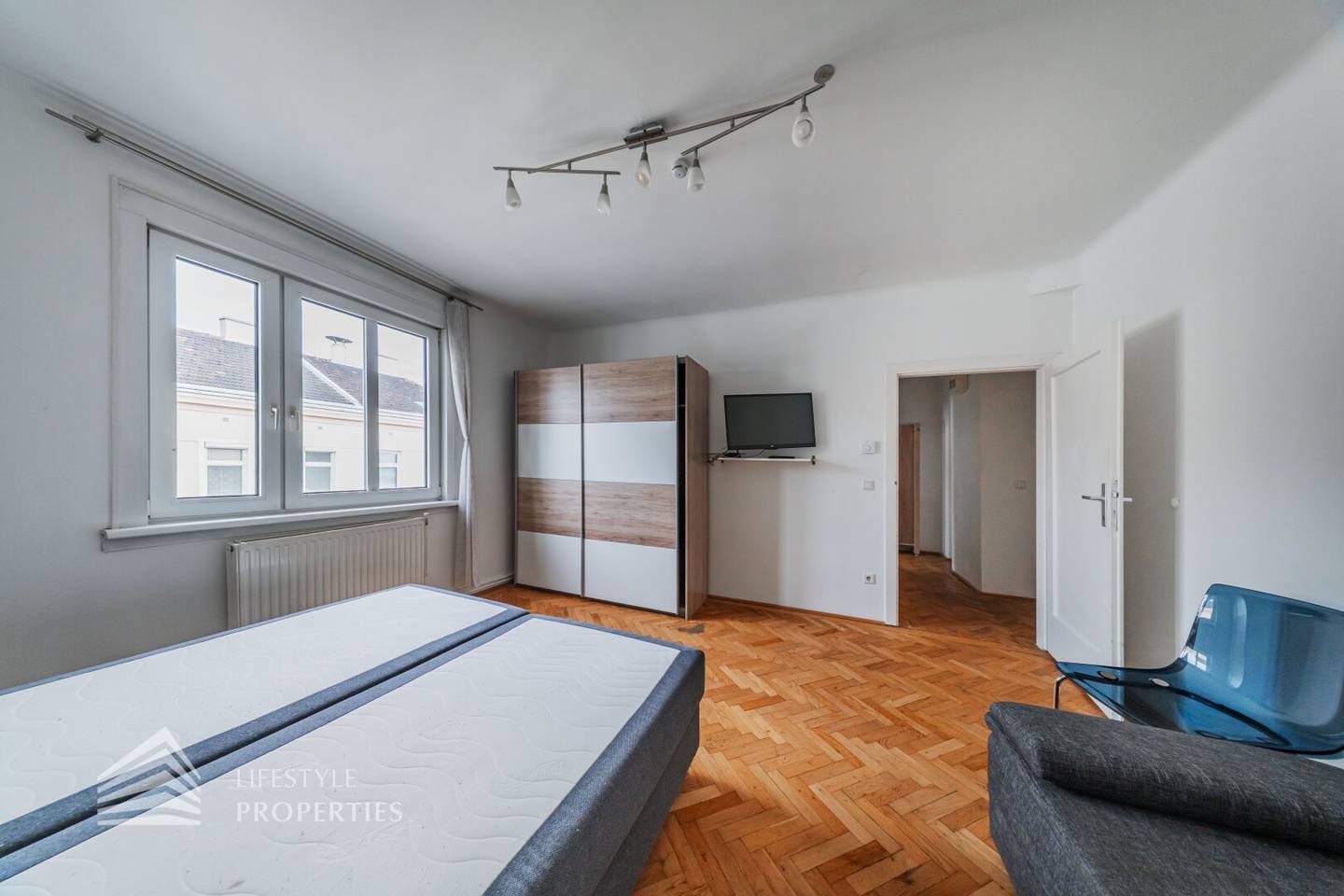 Studio in a well maintained historic building near Meiselmarkt