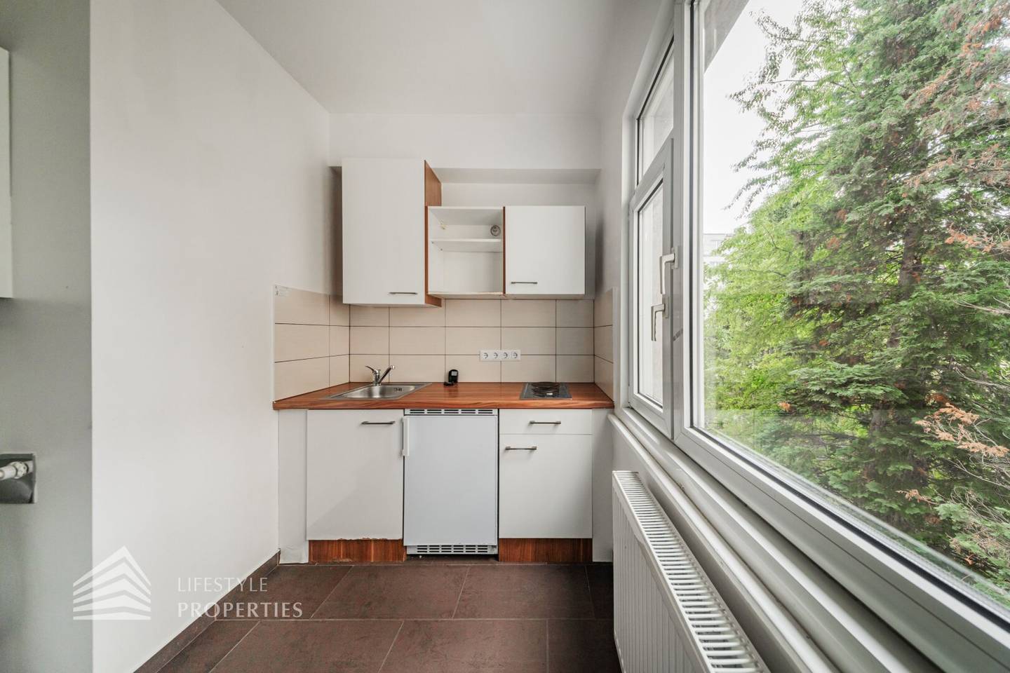 Apartment bright near Meiselmarkt with built in kitchen
