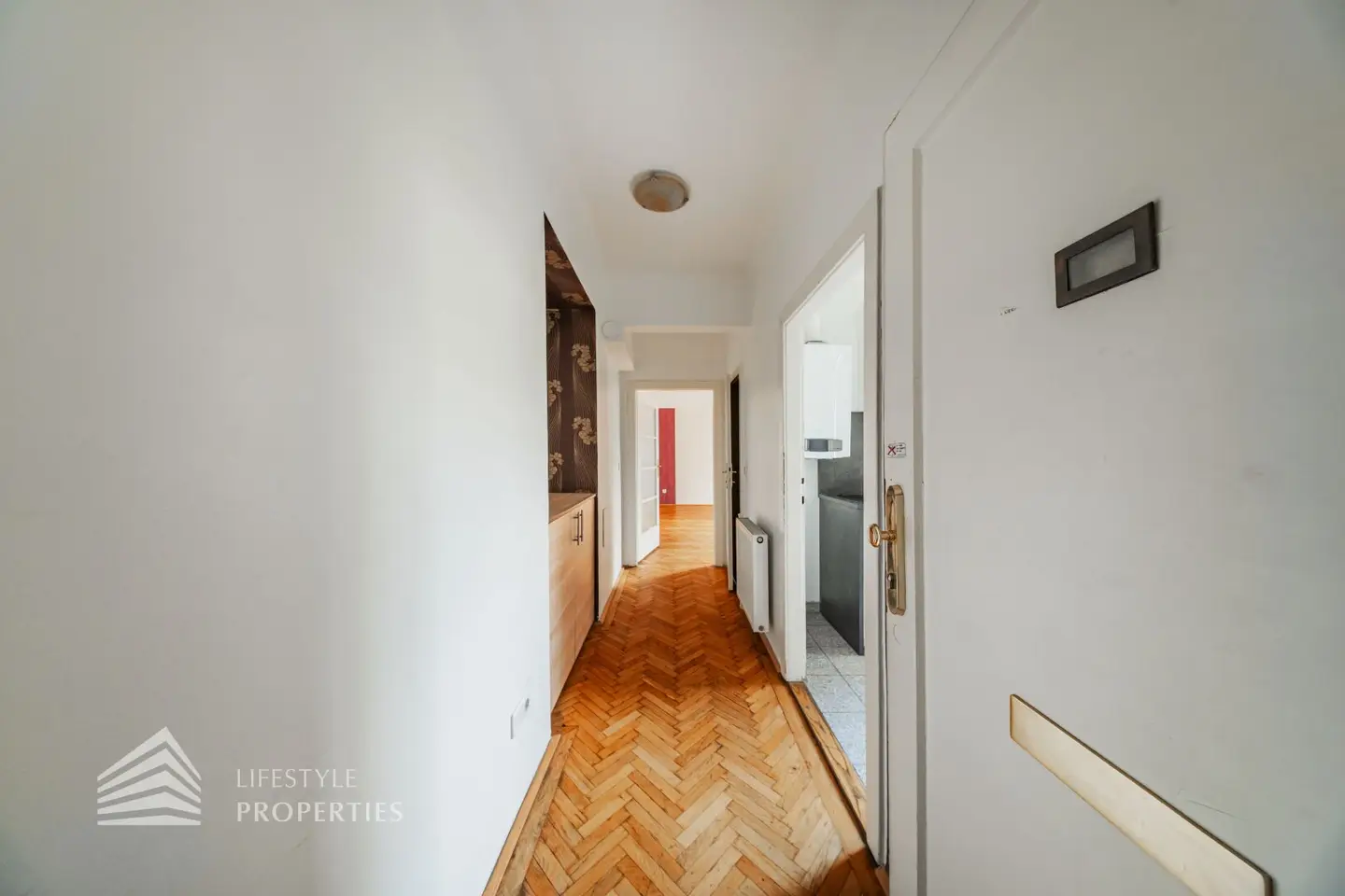 Apartment with built in kitchen near Meiselmarkt
